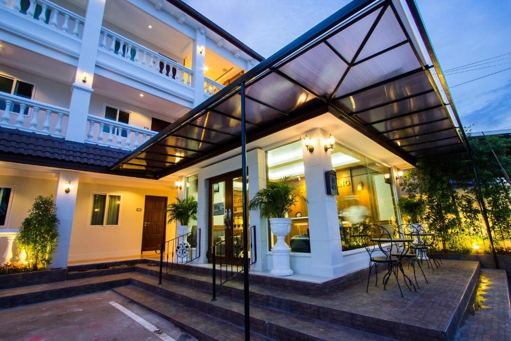 The Lion King Hotel Udonthani photo 3