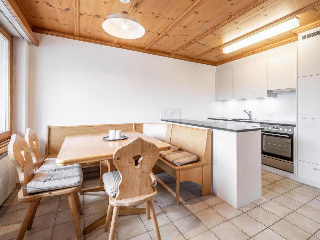 LAAX Homes - Val Signina 1-13a photo 3