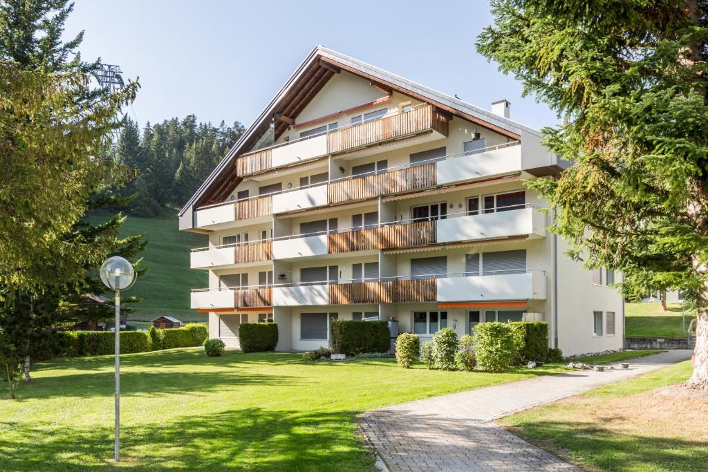 LAAX Homes - Val Signina 4-8 photo 1