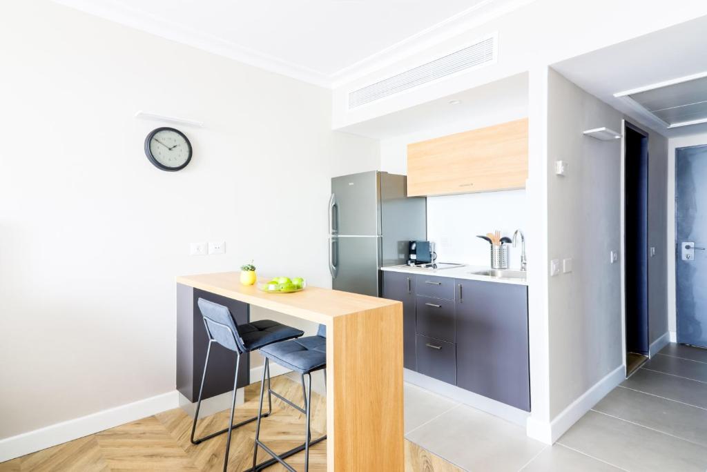 master Haifa Beach Apartments photo 3