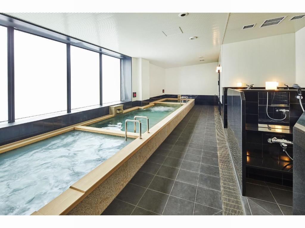 Hotel Lumiere Grande Nagareyama-Otakanomori photo 2