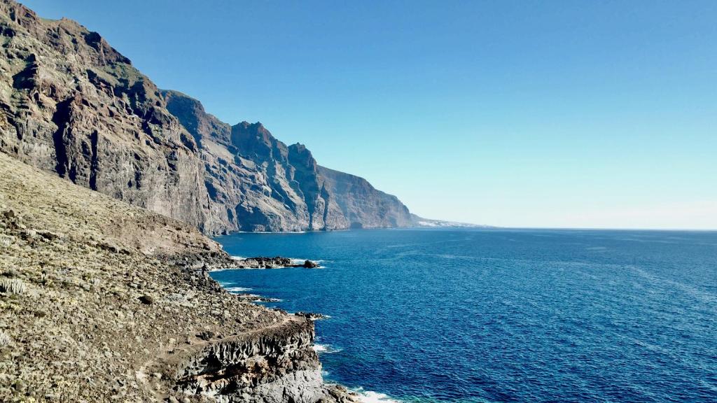 Top View Acantilados de Los Gigantes photo 3