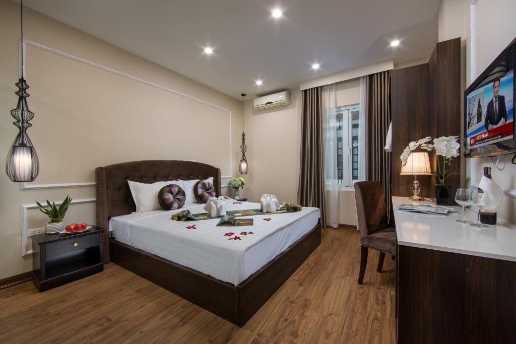 Двухместный (Улучшенный двухместный номер с 1 кроватью), Splendid Pearlight Hanoi