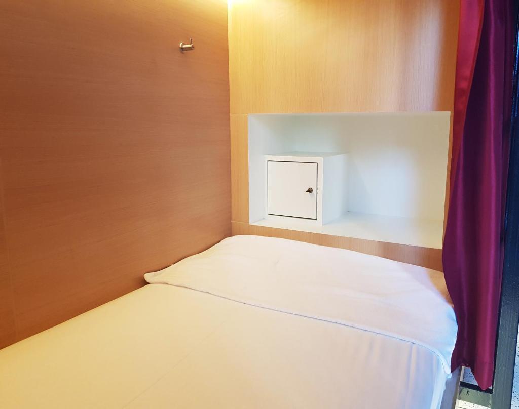 Четырехместный (Классический четырехместный номер), CLOUD on Saladaeng Silom Hostel Bangkok
