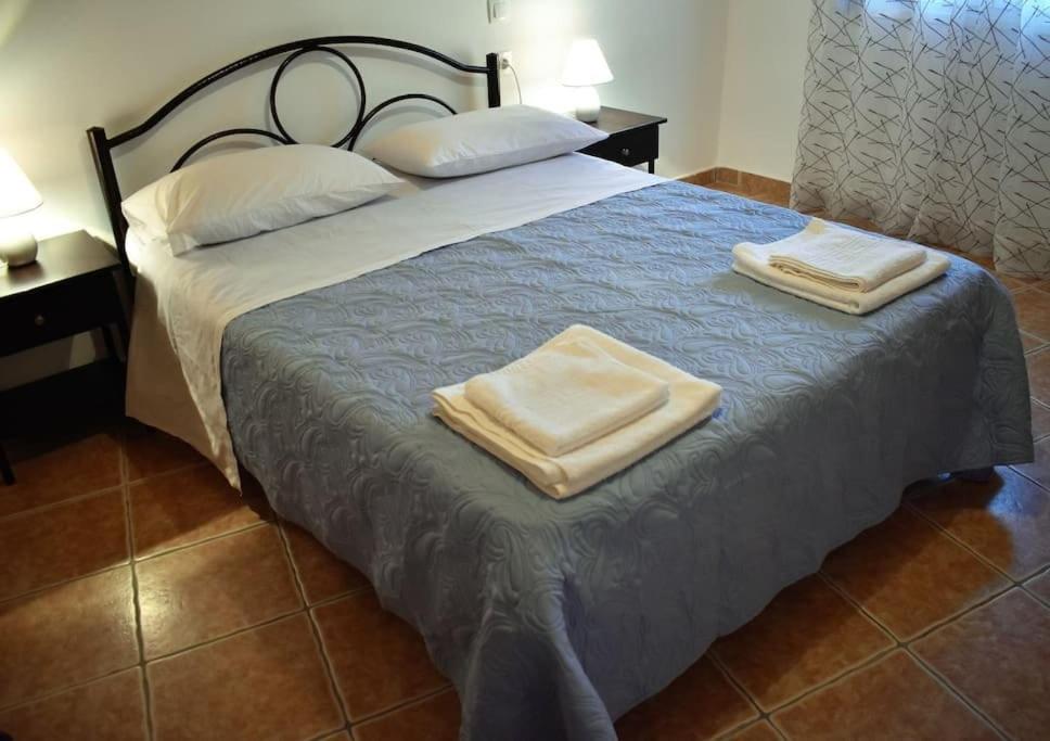 GIANNOYLAS HOYSE{PIGADI] photo 4