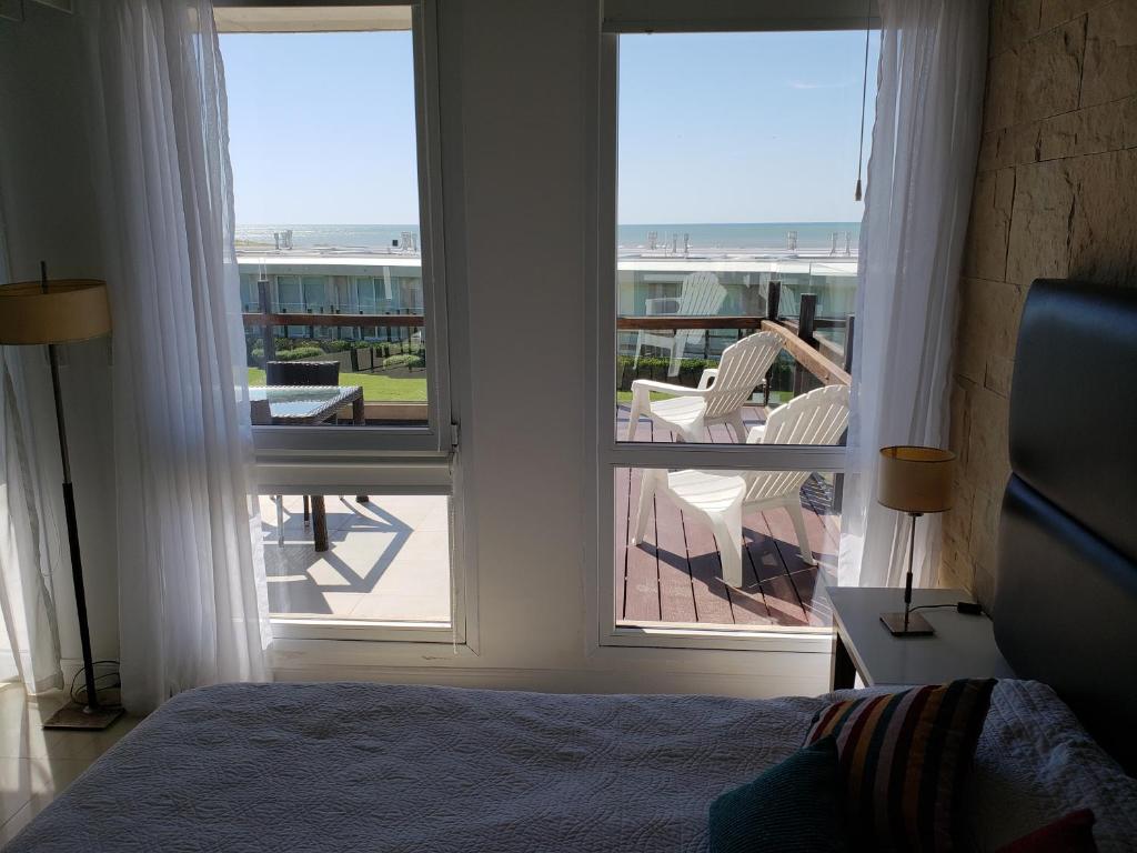 Linda Bay Beach & Resort Spa photo 4