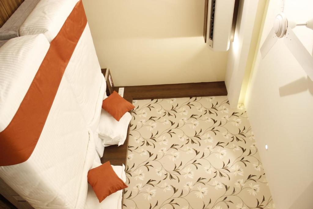 Двухместный (Представительский двухместный номер с 1 кроватью), Regenta Inn Larica