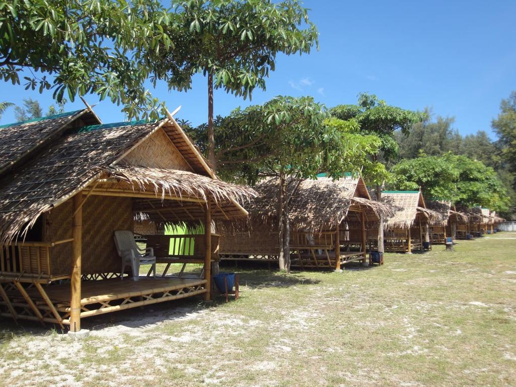Varin Village Koh Lipe photo 4