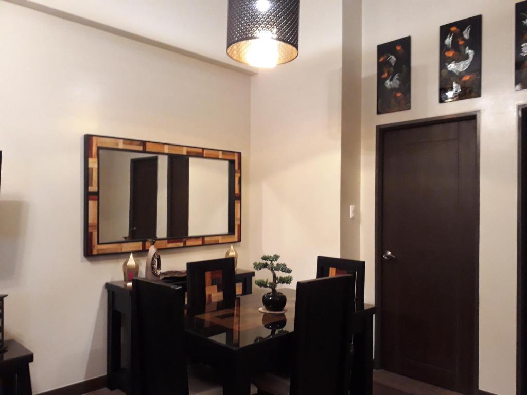 Outlook Ridge Residences - Tap to explore photos