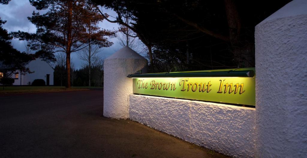 Brown Trout Golf & Country Inn photo 1