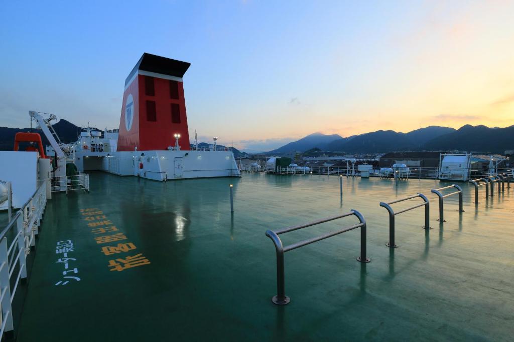 Meimon Taiyo Ferry 2nd sailing from Kitakyushu to Osaka photo 1
