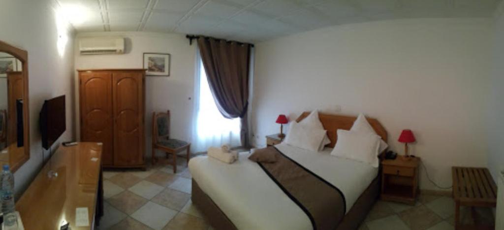Hotel El Biar photo 2