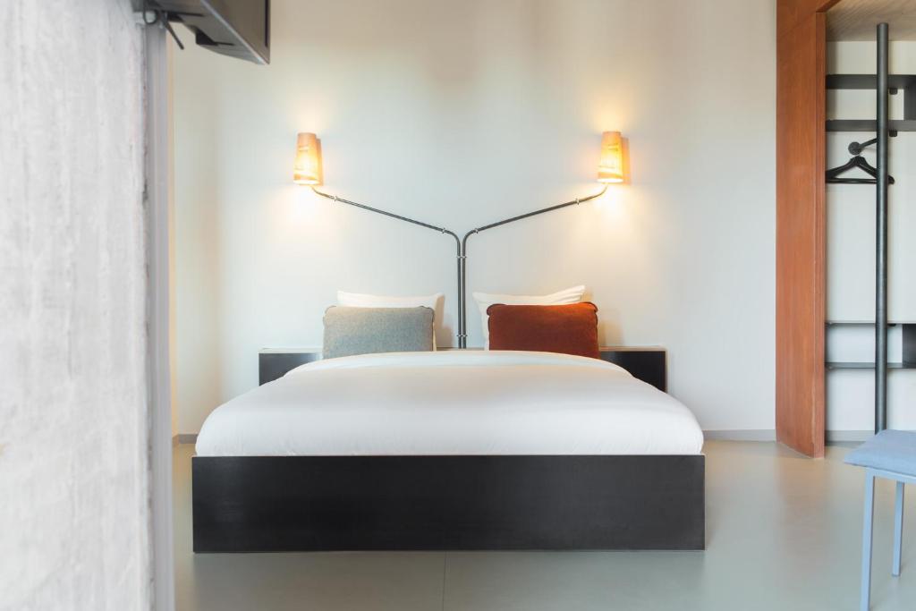 Четырехместный (Четырехместный номер с ванной), Volkshotel