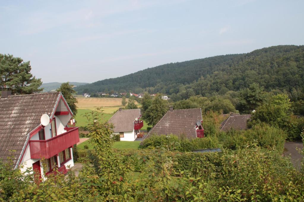 Ferienhaus am See im Bergland "Schmetterling" photo 1