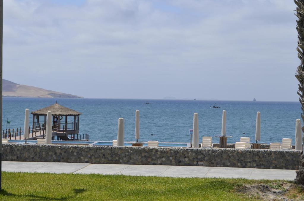 Paracas vista al mar photo 1