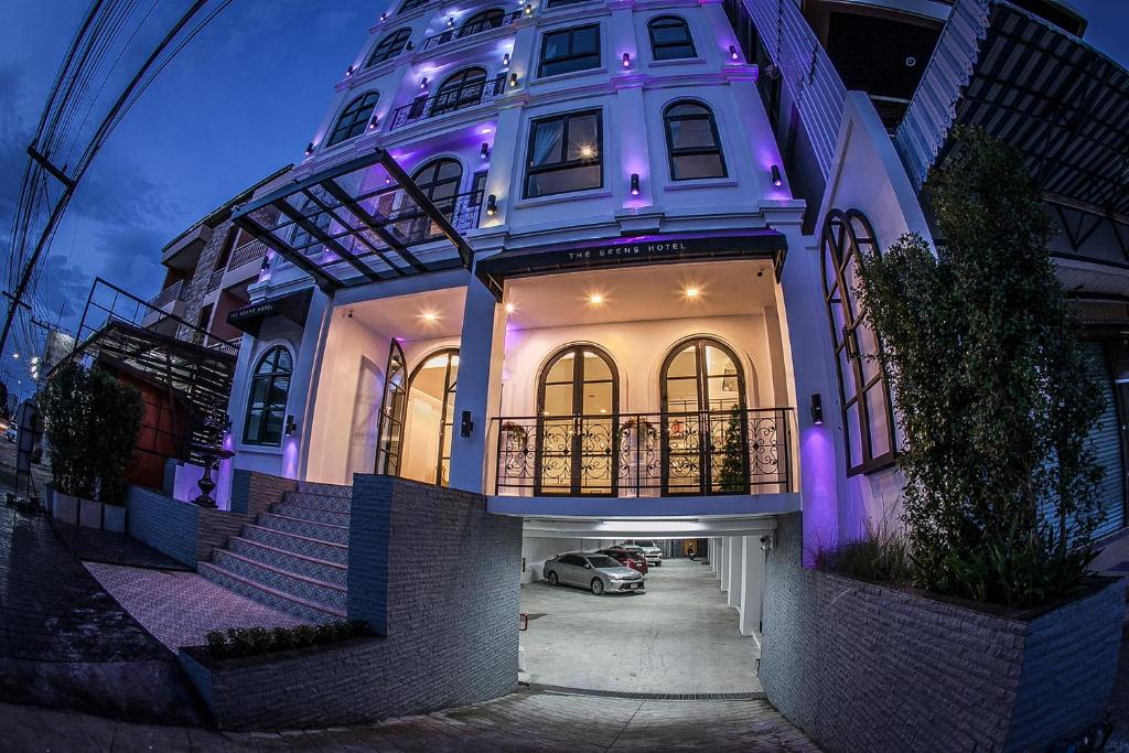 The Seens Hotel photo 3