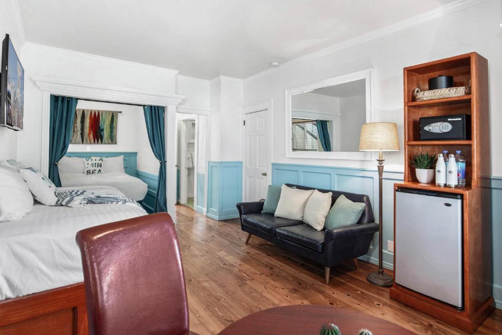 Сьюит (Люкс с 2 спальнями), Sea Blue Hotel