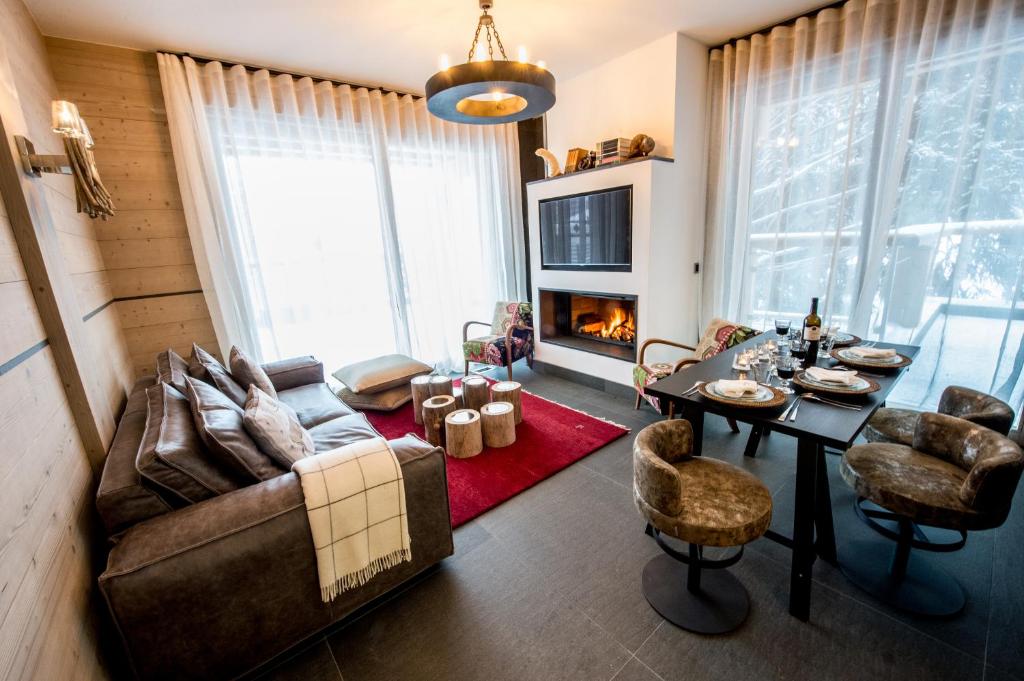 Chalet Migui Luxury Living & Spa *****, Crans Montana photo 3