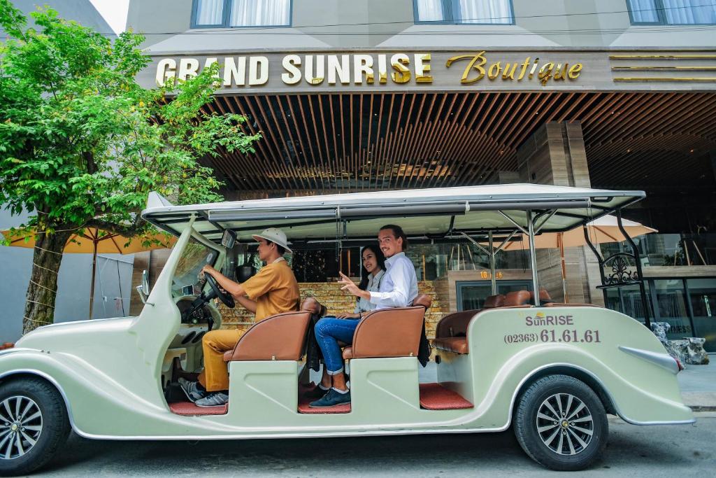 Grand Sunrise Boutique Hotel