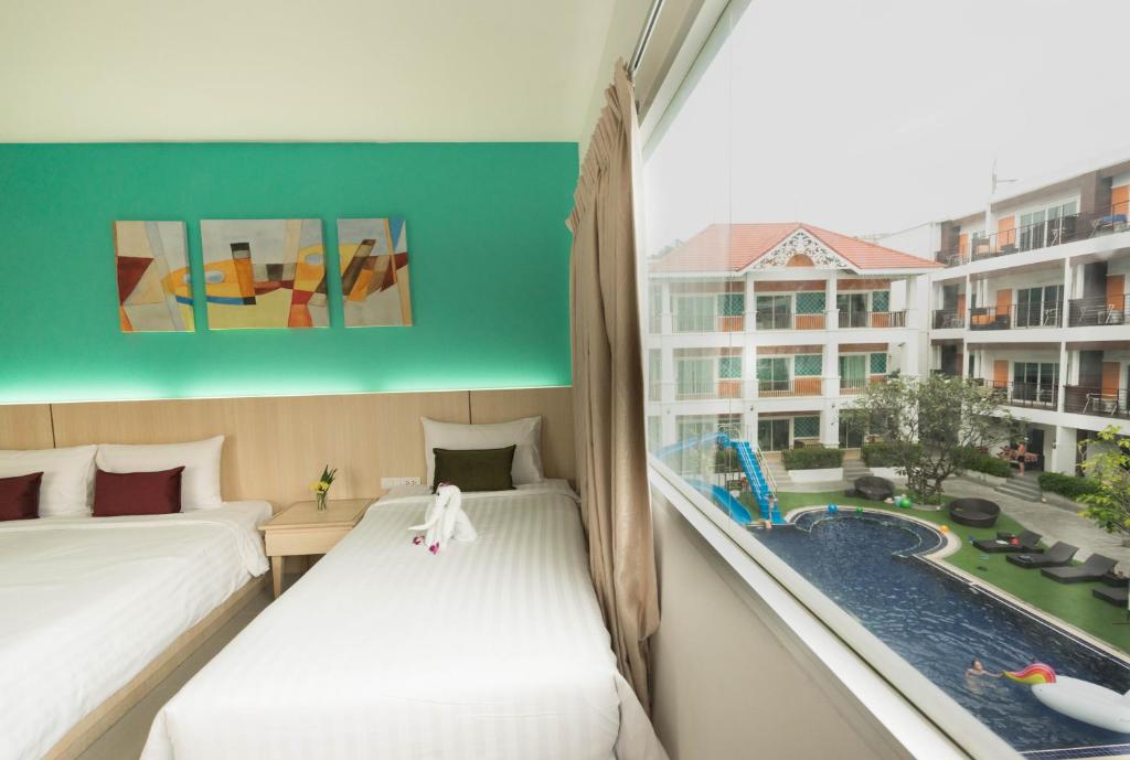 Трехместный (Трехместный номер «Премьер»), Отель FX Hotel Pattaya
