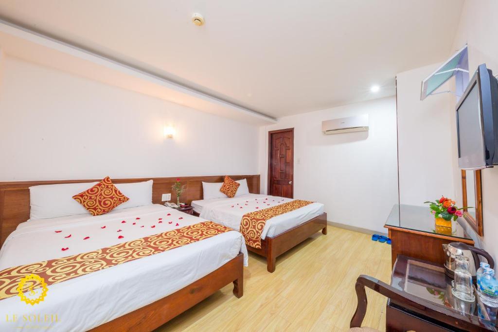 Четырехместный (Стандартный четырехместный номер), LE SOLEIL HOTEL managed by NEST Group