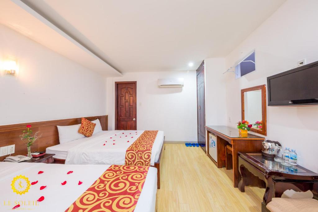 Четырехместный (Стандартный четырехместный номер), LE SOLEIL HOTEL managed by NEST Group