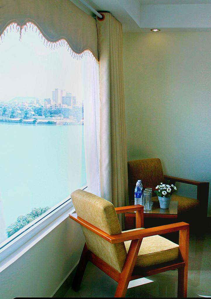 Khách Sạn Paradise Đà Nẵng