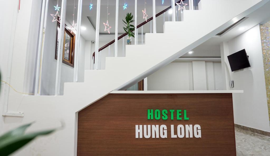 Hưng Long Hostel