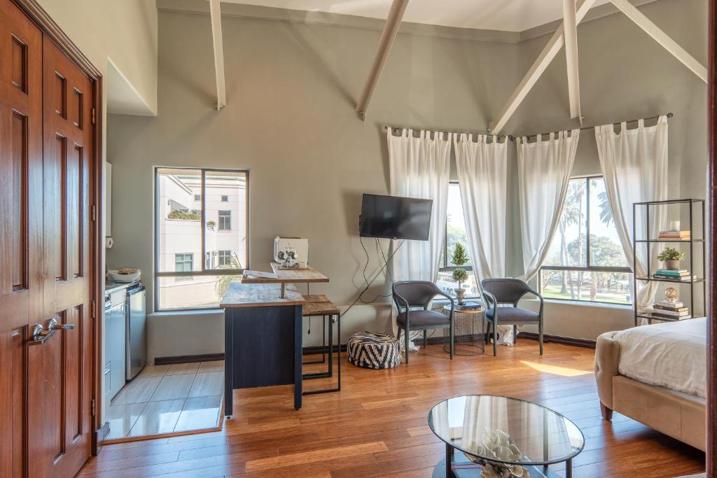 Двухместный (Номер-студио), Ocean Luxury Lofts and Suites