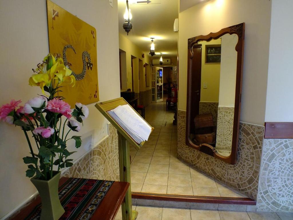 La Casa de Mia Mama photo 3