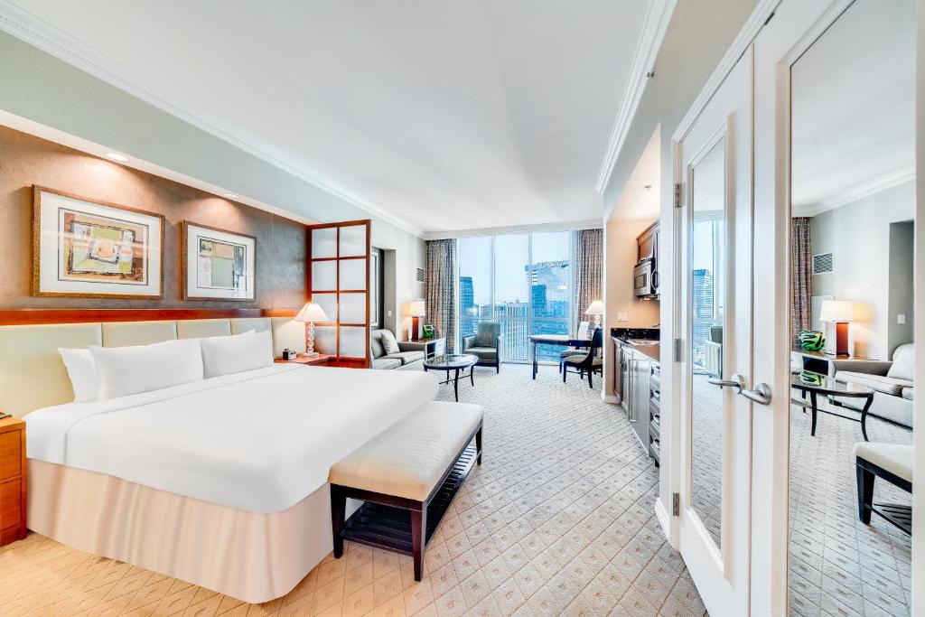Сьюит (Суперлюкс), Jet Luxury at The Signature Condo Hotel