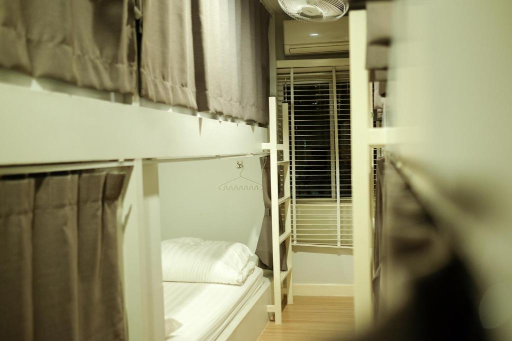 Номер (Кровать в общем 8-местном номере для женщин), Ratana Boutique Hostel
