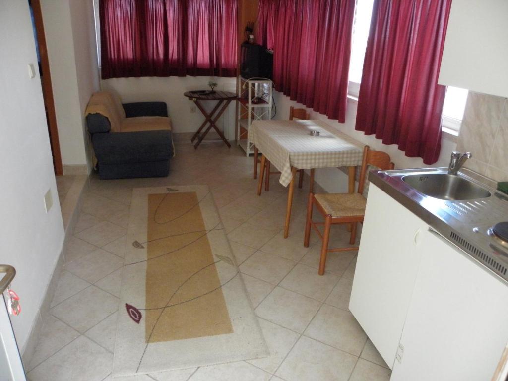 Pupo Rooms Room Type - Studio with Terrace
