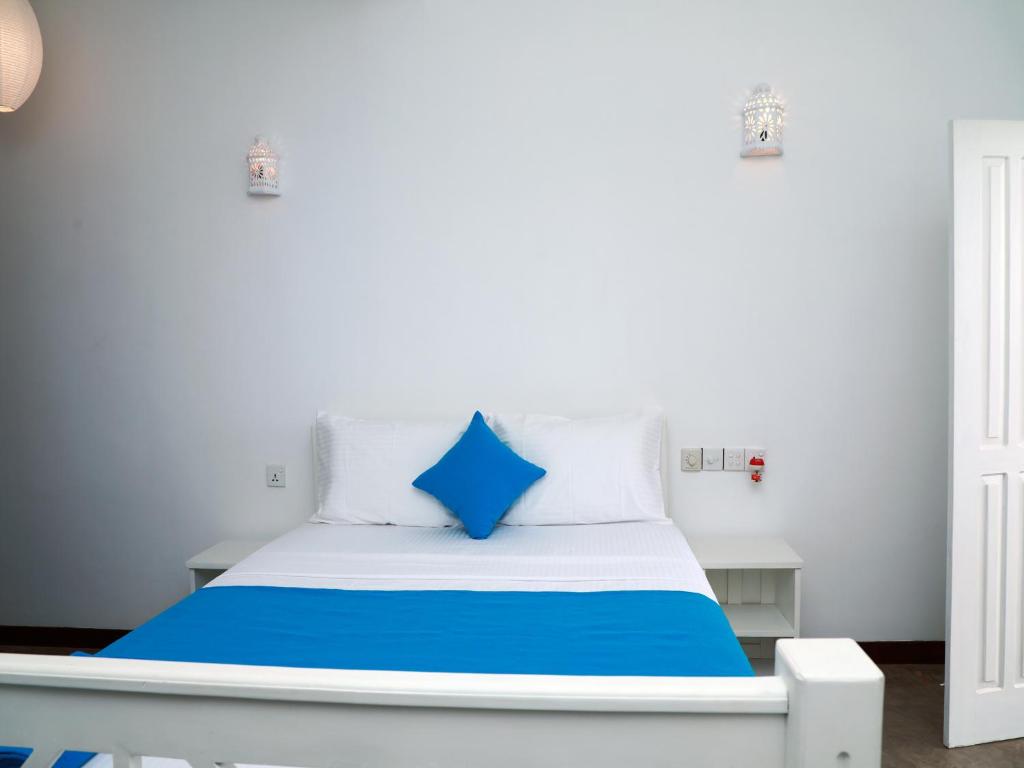 Двухместный (Улучшенный двухместный номер с 1 кроватью и видом на море), Wadiya Guesthouse