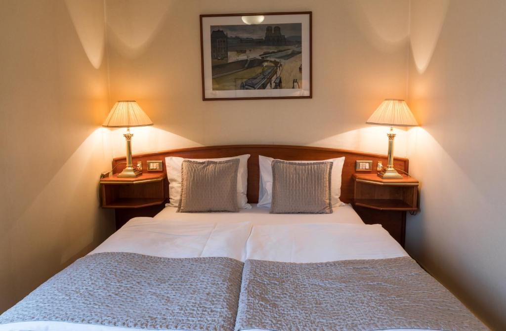 Двухместный (Номер Делюкс в ботеле с видом на реку), OnRiver Hotels - MS Cézanne
