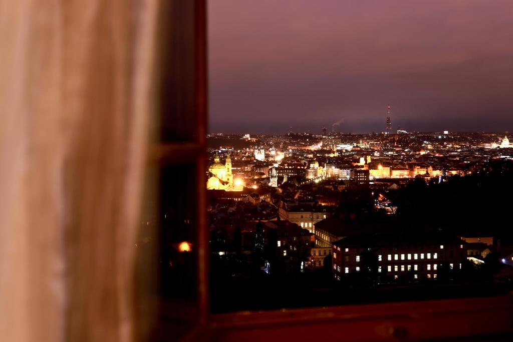 Двухместный (Двухместный номер «Гранд» Делюкс с 1 кроватью), Hotel Questenberk