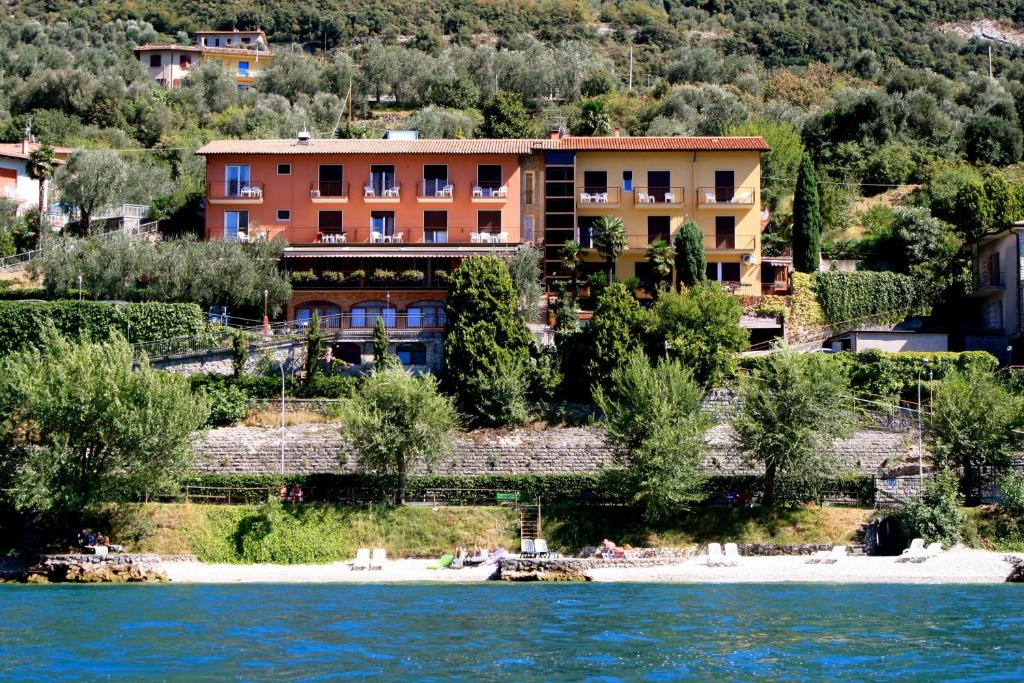 Hotel Villa Carmen photo 3