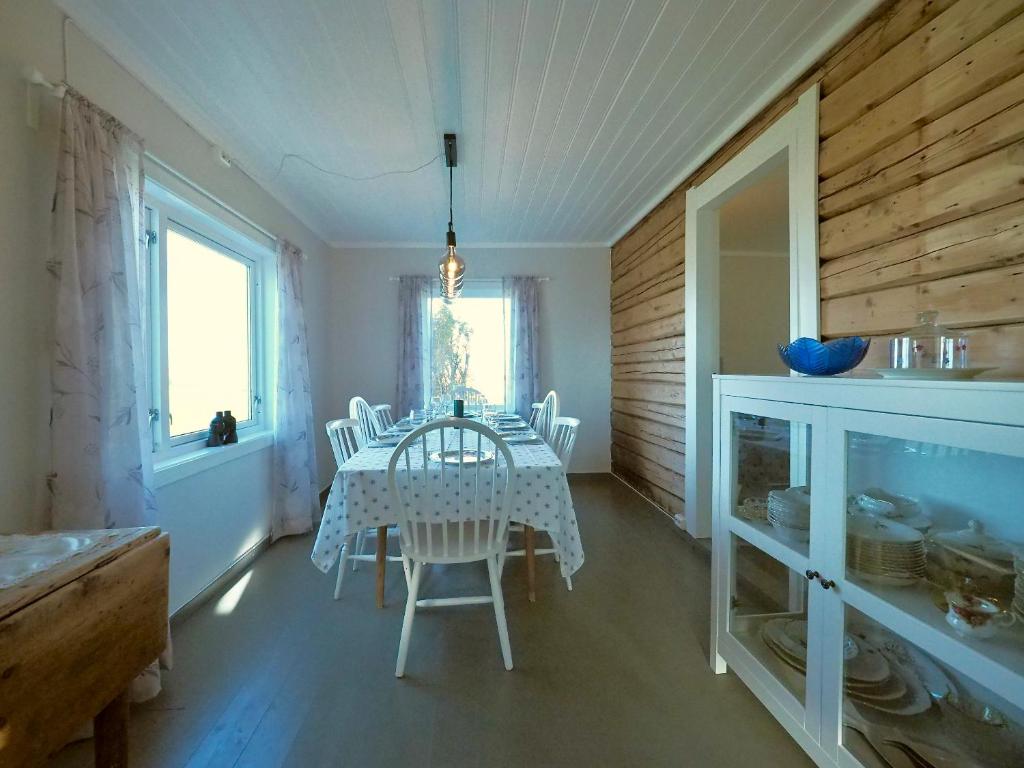Atlantic View Lofoten photo 2