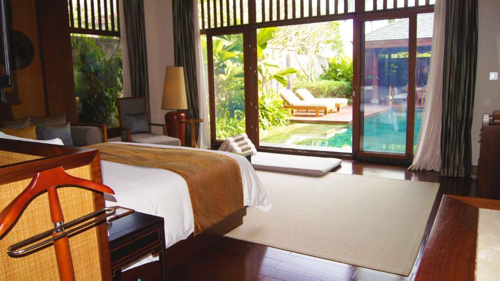 Вилла (Вилла с 1 спальней и гидромассажным бассейном), Anantara Sanya Resort & Spa