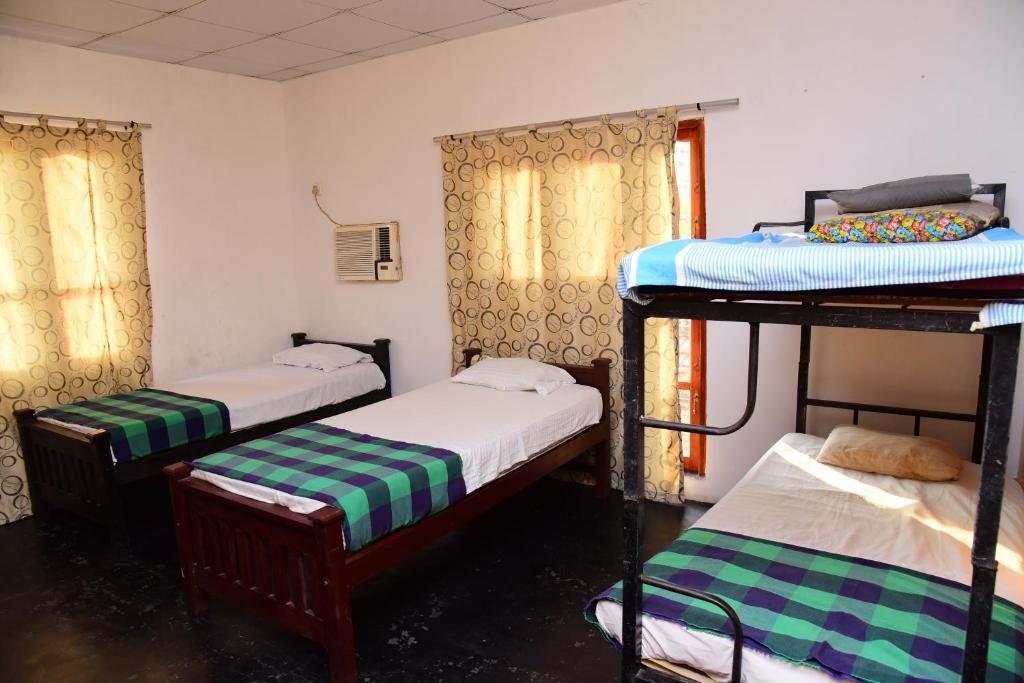 Airport Tourist Hostel photo 4
