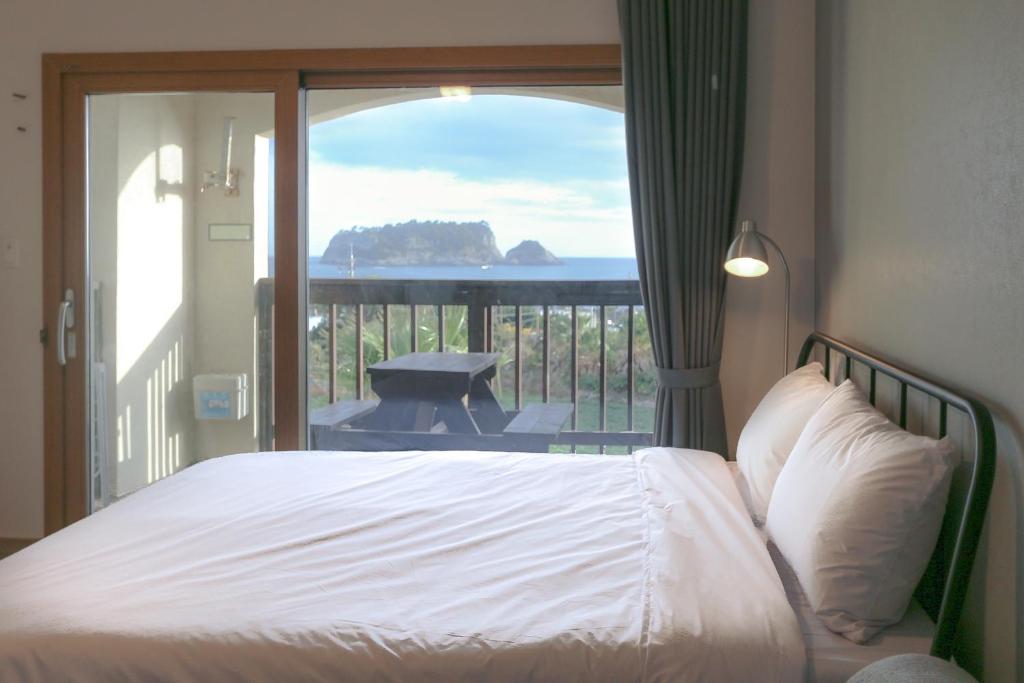 Oceantree House Room Type - Standard Studio