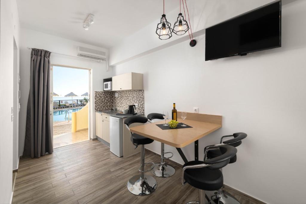 Pefkos View Suites & Maisonette - Tap to explore photos