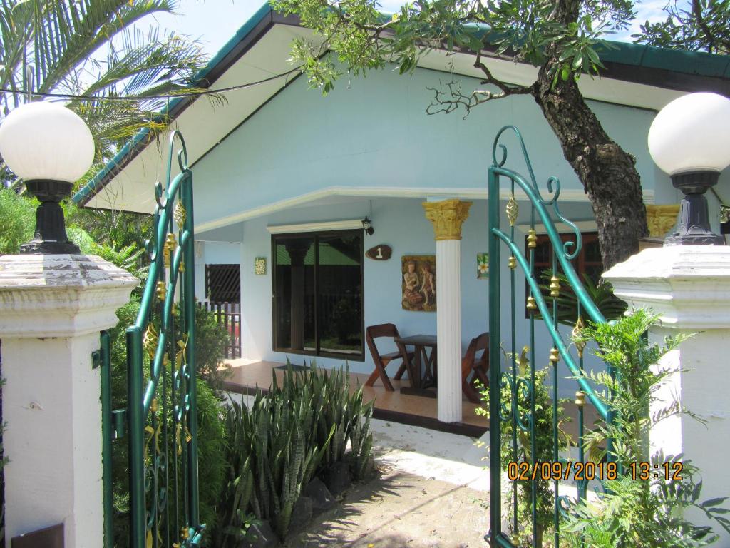Ryans Resort photo 1