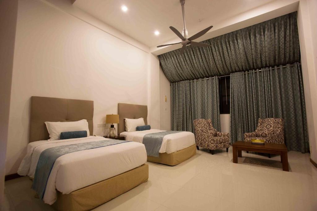 Двухместный (Улучшенный двухместный номер с 1 кроватью), Club Waskaduwa Beach Resort & Spa