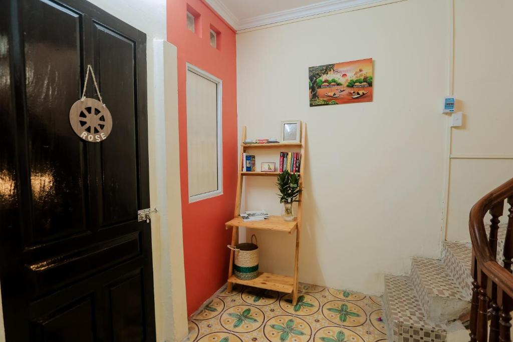 NR OLDQUARTER Netflix/Kalon Homestay