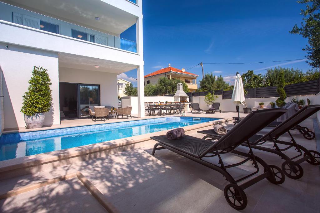Villa Petra photo 2