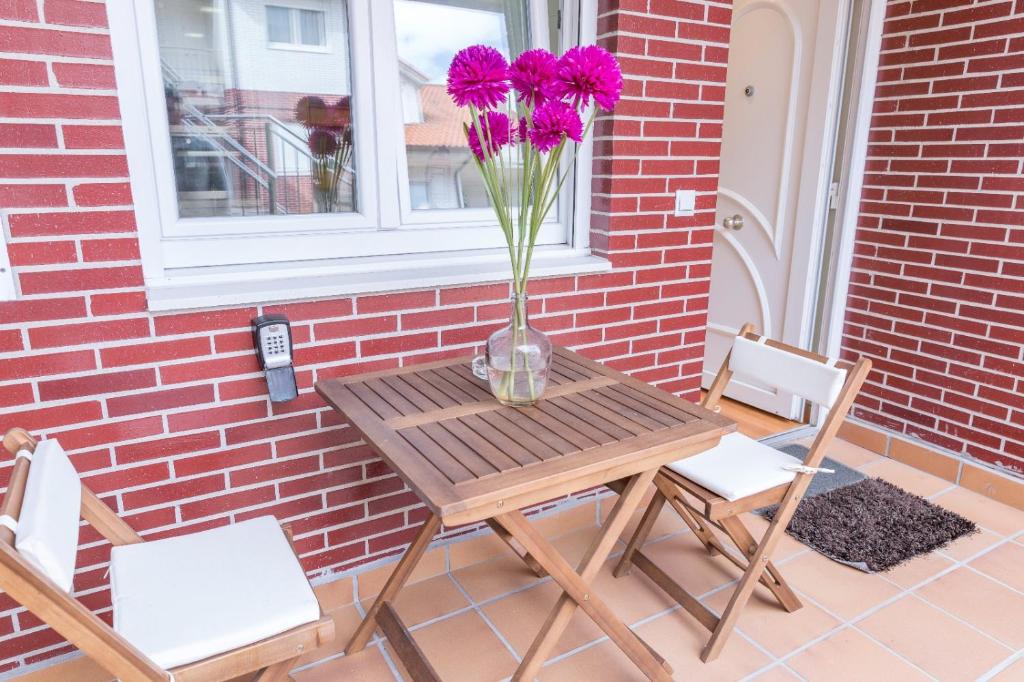 Apartamento Ria de Boo, Con patio privado photo 1