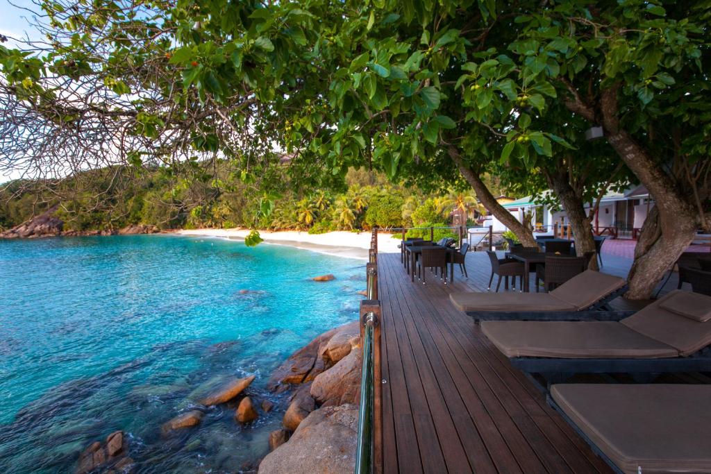 Anse Soleil Beachcomber Hotel and Self Catering photo 1