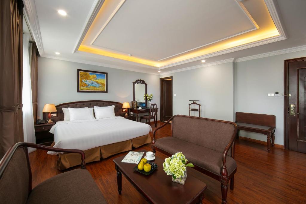 Двухместный (Большой двухместный номер с 1 кроватью), Halais Hotel