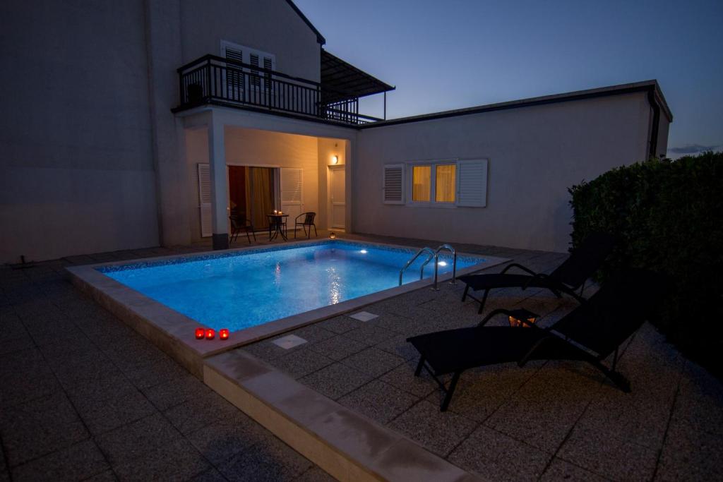 Holiday Home Mirela photo 4